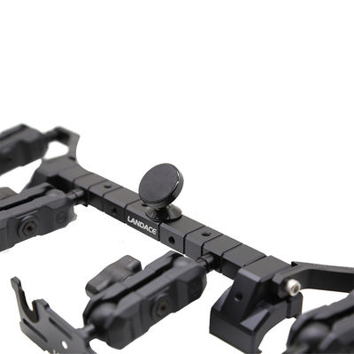 Zwarte geanodiseerde aluminium geleidingsrail voor Jeep Wrangler JL op het dashboard