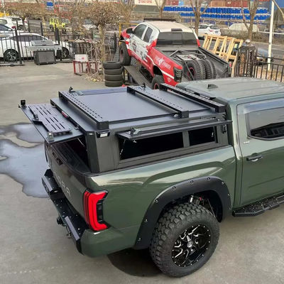 Zwarte Toyota Tundra pickup beddek met kofferbak en aluminium constructie
