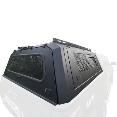 Jeep Gladiator Pickup Truck Bed Canopy Topper in hoogzwarte poederbedekte afwerking