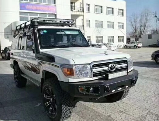 Poedergecoate zwarte autobumpers voor Toyota Land Cruiser LC79 Off Road 4x4 Accessoires
