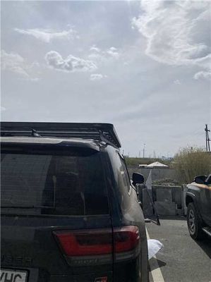 SUS304 Backbone Montage Universal Car Roof Carrier voor Toyota LC300 Top Roof Platform
