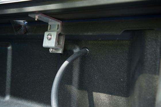 Nissan Navara NP300 Pickup Truck Bed Vertrekbaar Tonneau Cover Canopy Roller Shutter