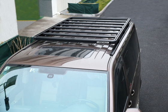 Op maat gemaakte onderdelen van bestelwagens Camper Van Roof Rack Platform in zwart voor outdoor camping activiteiten