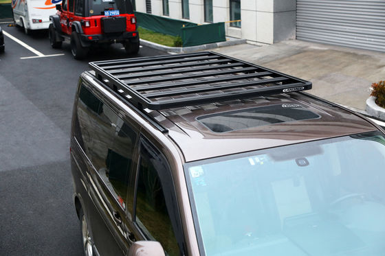 Op maat gemaakte onderdelen van bestelwagens Camper Van Roof Rack Platform in zwart voor outdoor camping activiteiten