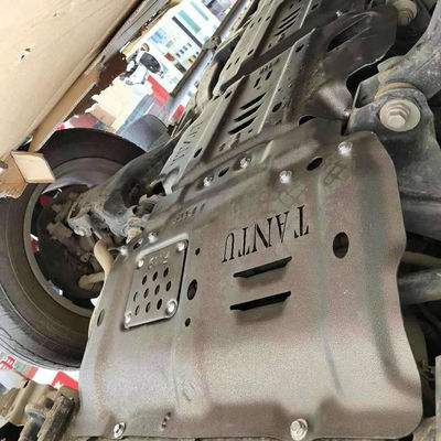 Toyota Tundra 5.0mm Chassis Protection Motor Cover Mudflap Skid Plate in zwarte verf