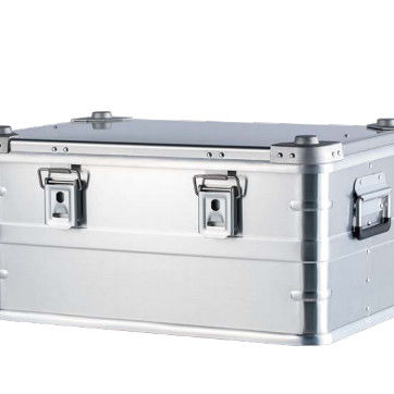 Compacte en lichtgewicht aluminium campingkeuken met voldoende opslagruimte