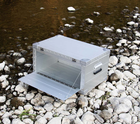 Compacte en lichtgewicht aluminium campingkeuken met voldoende opslagruimte