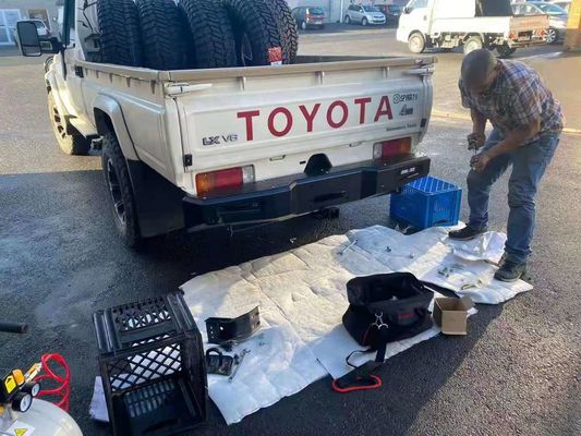 Toyota LC79 Achterbumper met bandendrager Jerrycan Holder Winch Bull Bar Voorbumper