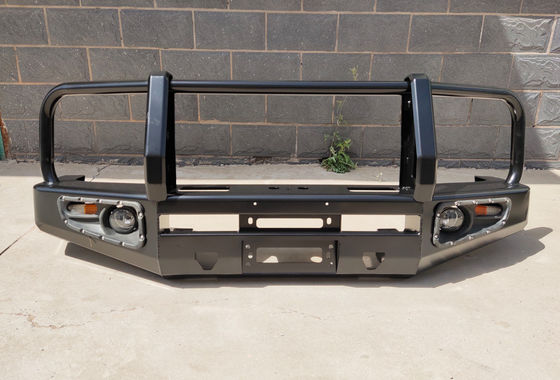 Toyota LC79 Autoonderdelen Winch Bull Bar Voorbumper met bandendrager Jerry Can Holder