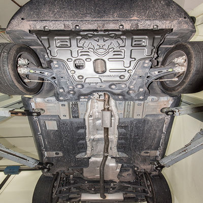Geïntegreerde stempelmotorbeschermer Transmissie Onderlichtsbescherming voor Jeep Renegade