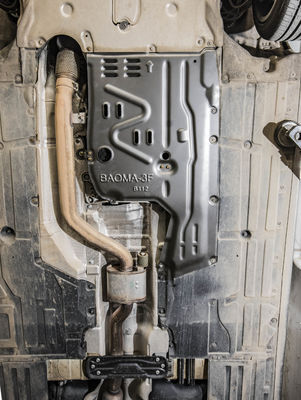 Poedercoating BMW Transmission Skid Plate Guard Plate voor onderlichtsbescherming High-