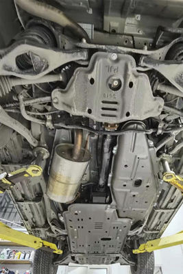 3D onder voertuig pantseroverbrengingskoffer brandstoftank onderwagen schild voor MITSUBISHI GAC OEM
