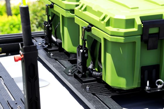 110L plastic gereedschapsopslagdoos voor het veilig opslaan van gereedschappen op dakrekken voor zware auto's