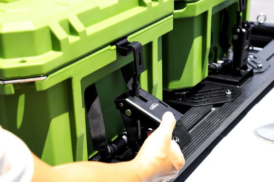 Hoge sterkte LLDPE plastic gereedschapsopslagdoos rechthoekige auto dakrek montage gereedschapdoos