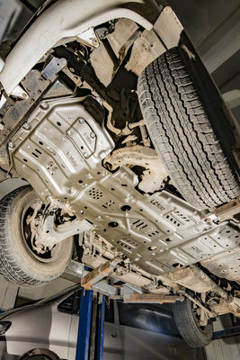 Auto-fitment Toyota Grijs onderste motorbedekking voor Land Cruiser LC100 onderlichtschild
