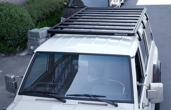 Offroad dakrek voor NISSAN Y60 Zwarte poedercoating bagagerekken dwarsbalk systeem